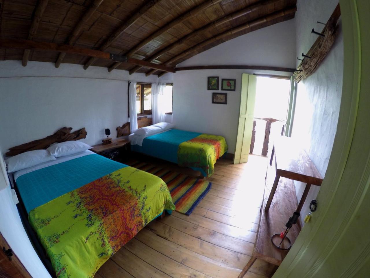 Ecorefugio Las Mirlas ซาเลนโต ภายนอก รูปภาพ